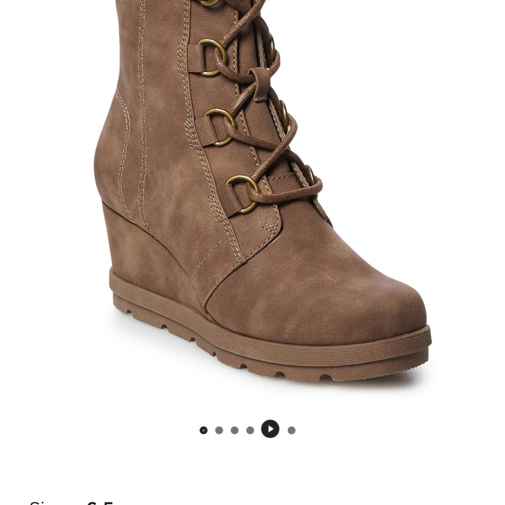 Pre loved kohls Adelia  leather lace wedge bootie - Picture 3 of 9